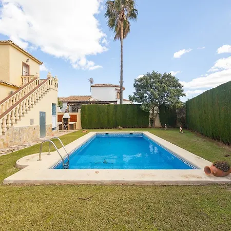 Vilches Villa *